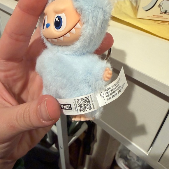 Labubu - Picture 3 of 3